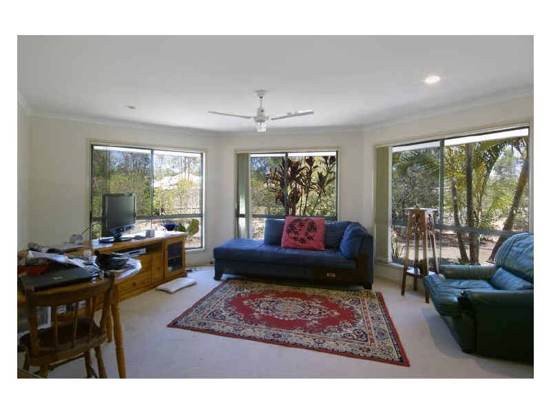 2 Glenoak Avenue, Peregian Springs QLD 4573