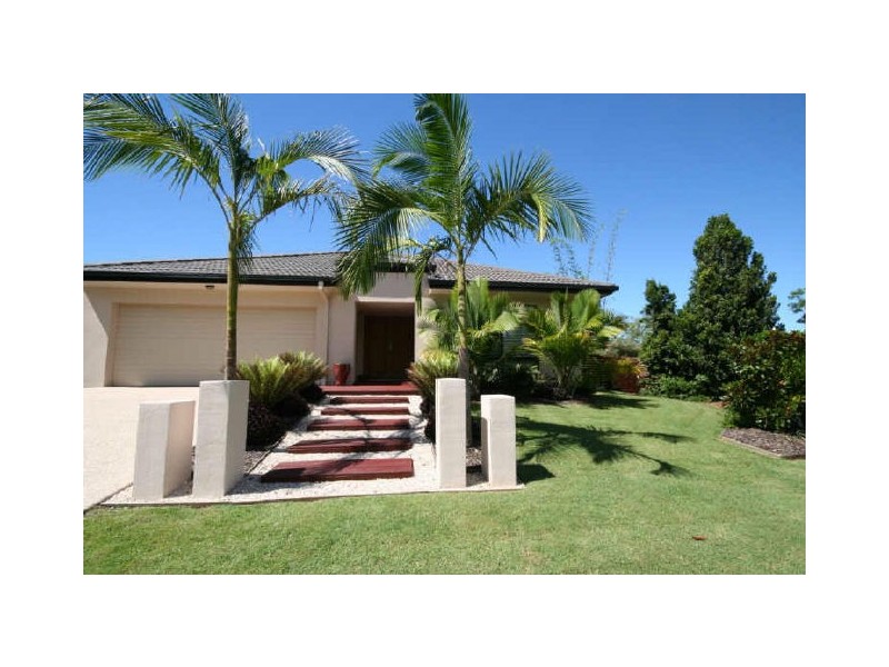 15 Thomson Place, Peregian Springs QLD 4573