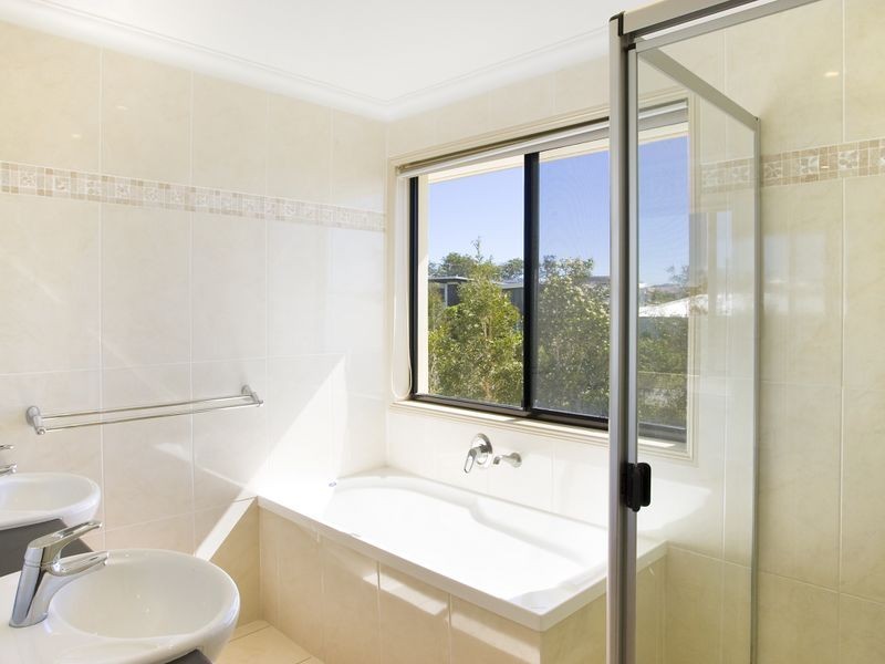 15 Eagleford Court, Peregian Springs QLD 4573