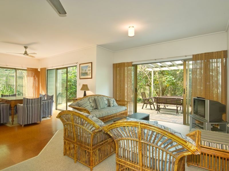 2/110 Lorikeet Drive, Peregian Beach QLD 4573