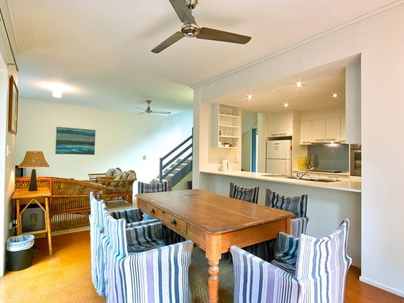 2/110 Lorikeet Drive, Peregian Beach QLD 4573