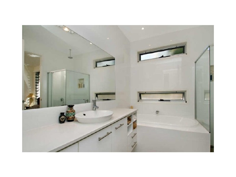 39 Lakeside Drive, Peregian Springs QLD 4573