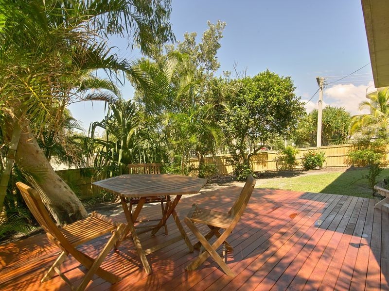 1/4 Stint Street, Peregian Beach QLD 4573