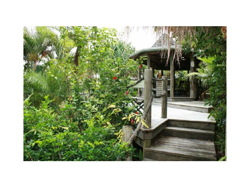 29 McAnally Drive, Sunshine Beach QLD 4567