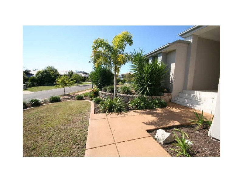 22 Riviera Crescent, Peregian Springs QLD 4573