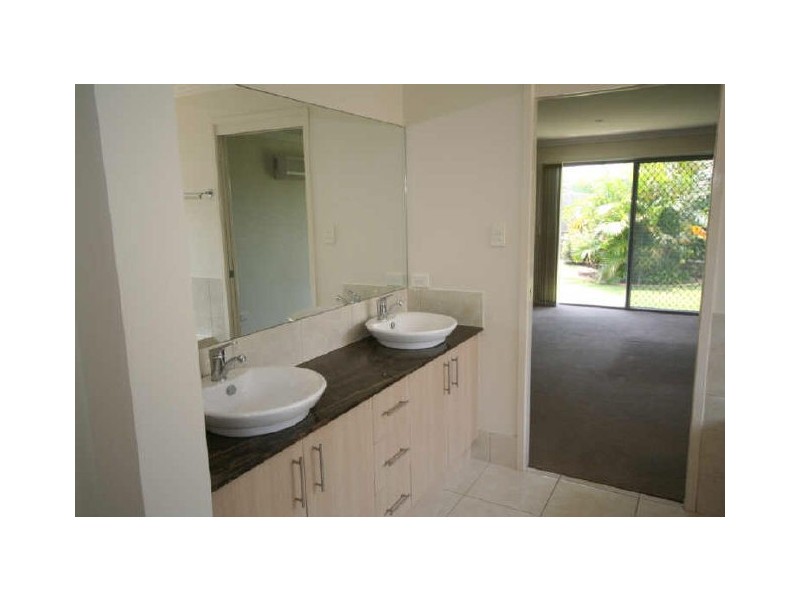 22 Riviera Crescent, Peregian Springs QLD 4573