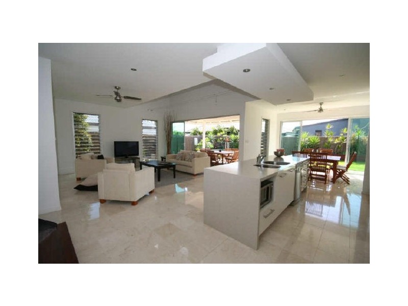 31 The Avenue, Peregian Springs QLD 4573