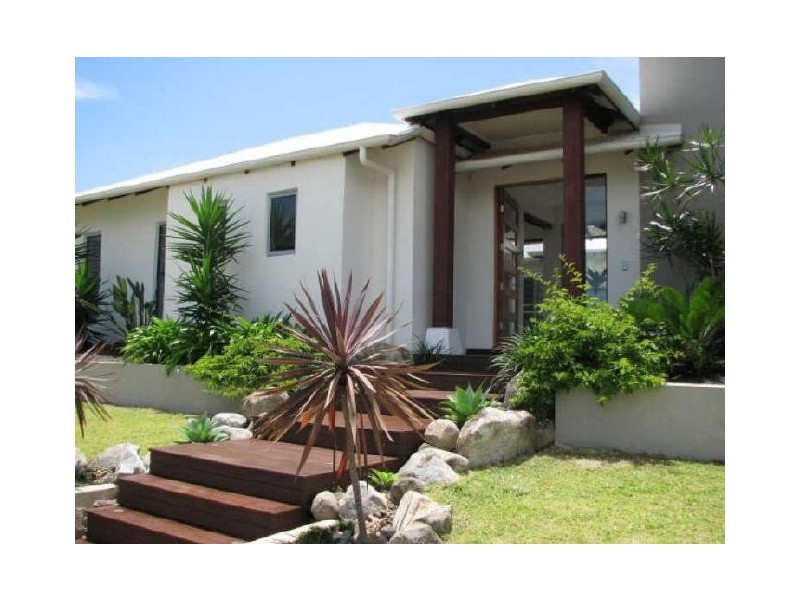 13 Ironhurst Place, Peregian Springs QLD 4573