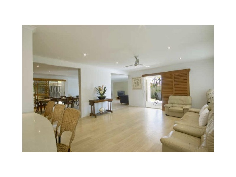 47 Driftwood Drive, Castaways Beach QLD 4567