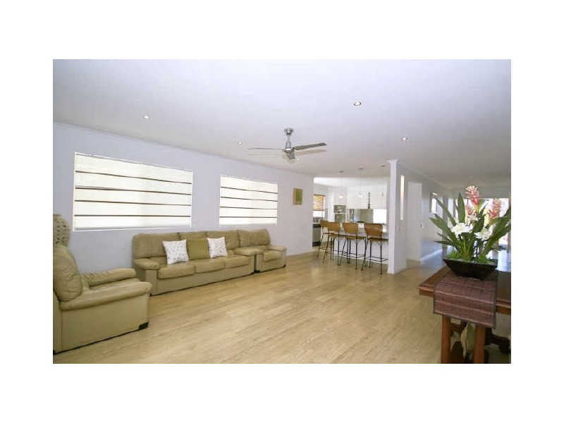 47 Driftwood Drive, Castaways Beach QLD 4567