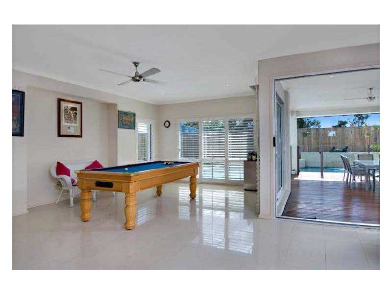6 Shoal Court, Peregian Springs QLD 4573