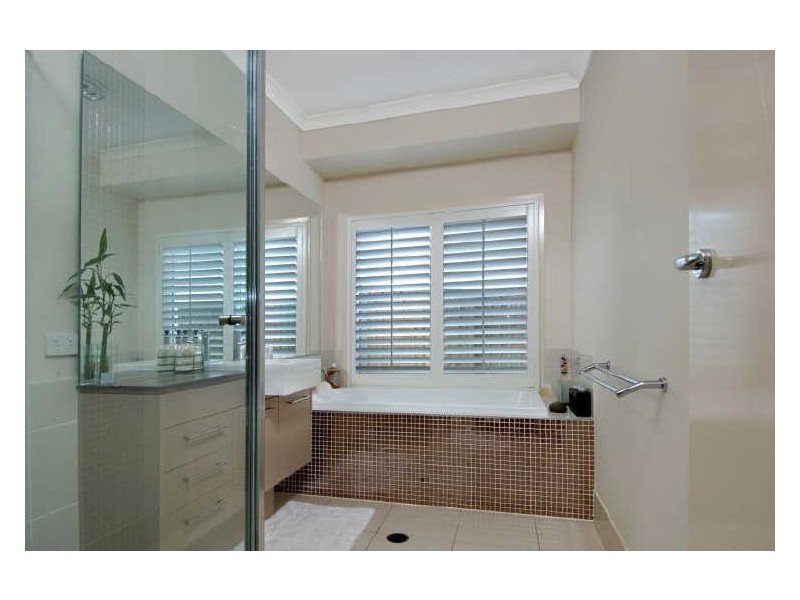 6 Shoal Court, Peregian Springs QLD 4573