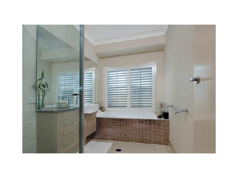 6 Shoal Court, Peregian Springs QLD 4573