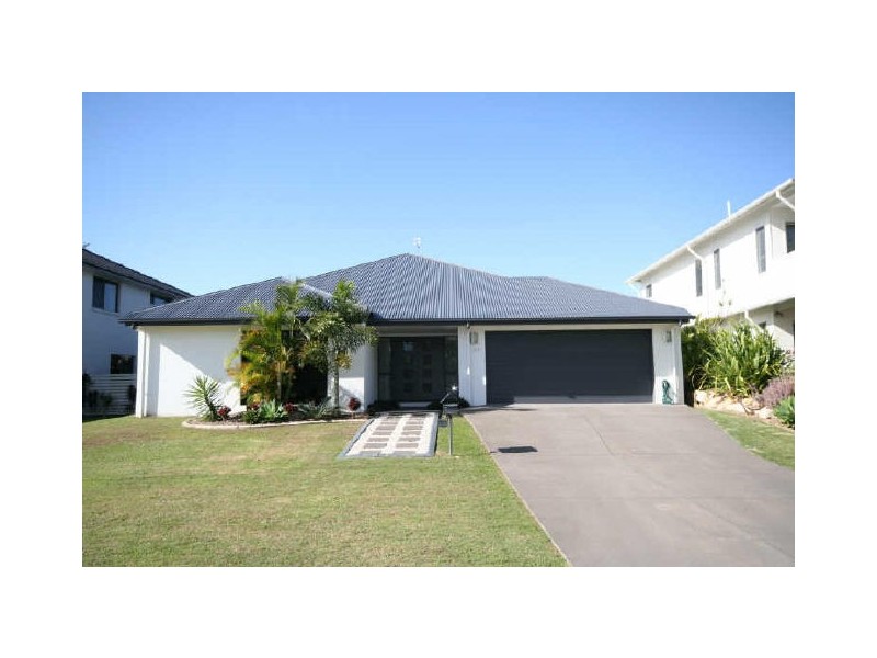 29 The Avenue, Peregian Springs QLD 4573