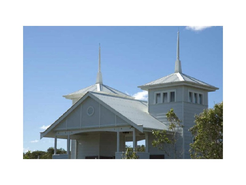 16 Lakedrive Crescent, Marcoola QLD 4564