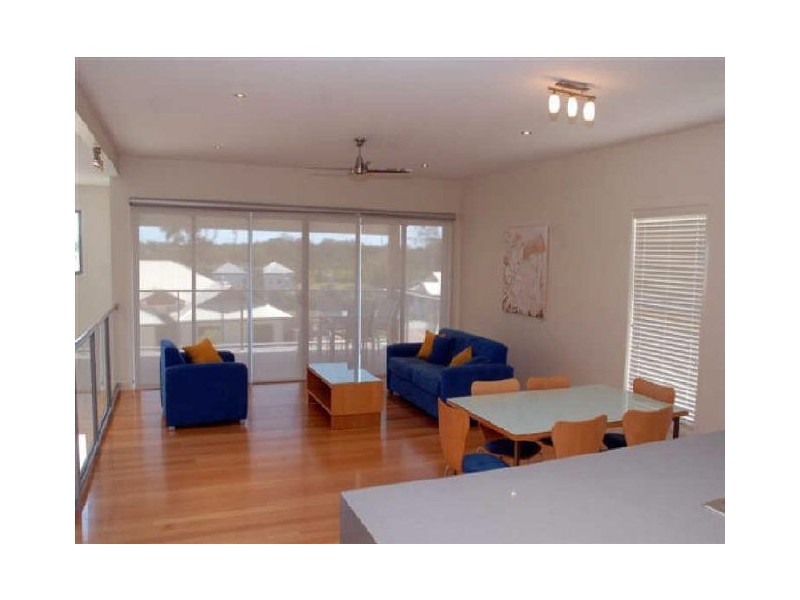 8 Pennant Court, Peregian Springs QLD 4573
