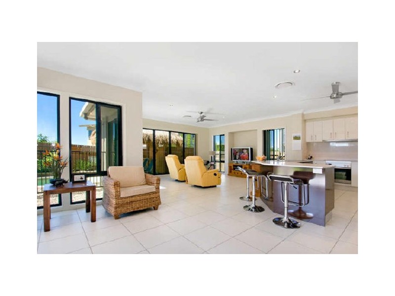 16 Balgownie Drive, Peregian Springs QLD 4573