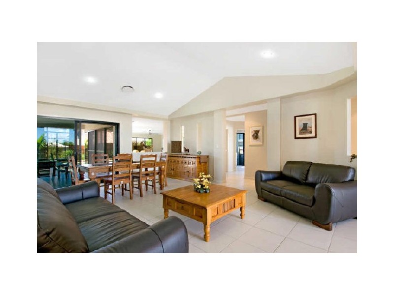 16 Balgownie Drive, Peregian Springs QLD 4573