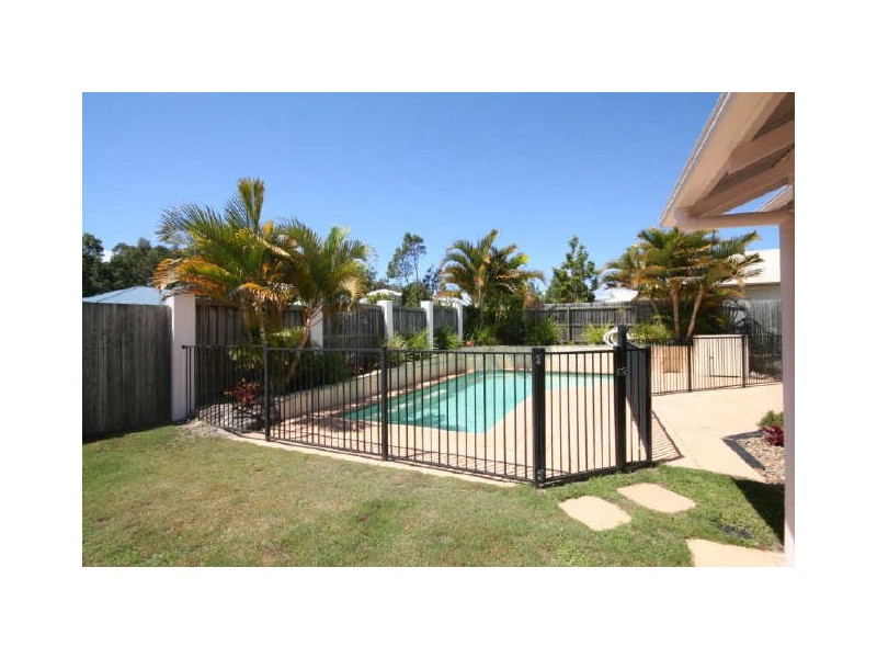 1 Parkview Parade, Peregian Springs QLD 4573