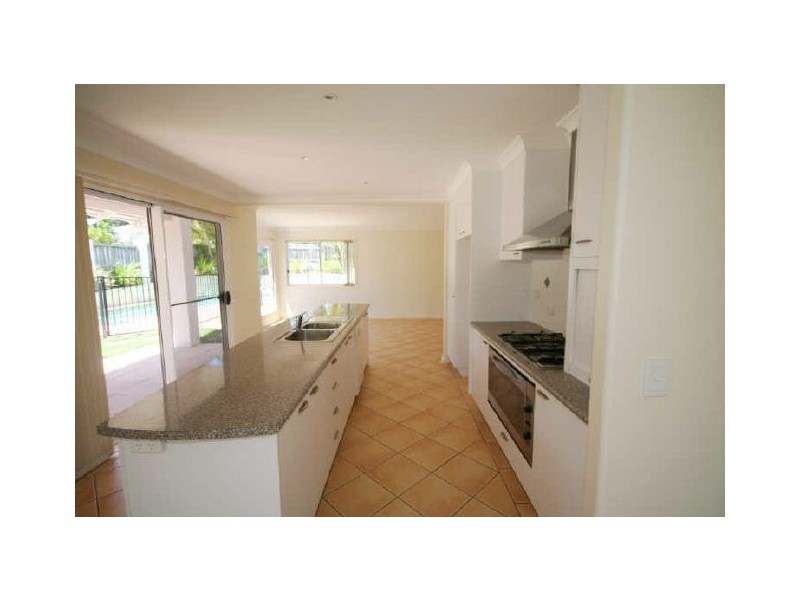 1 Parkview Parade, Peregian Springs QLD 4573