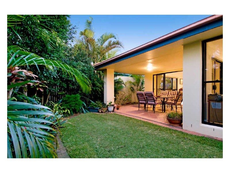 10 Friarbird Place, Twin Waters QLD 4564
