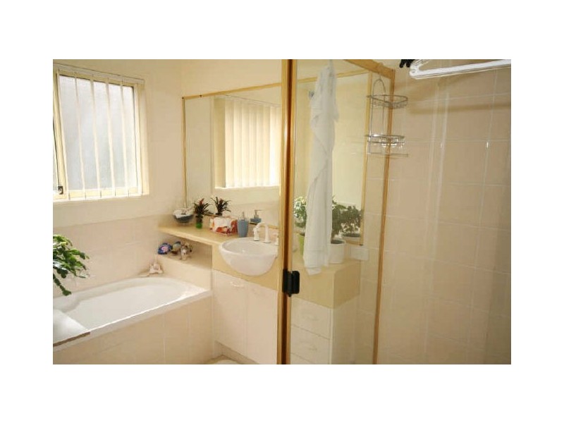 18 Longwood Drive, Peregian Springs QLD 4573