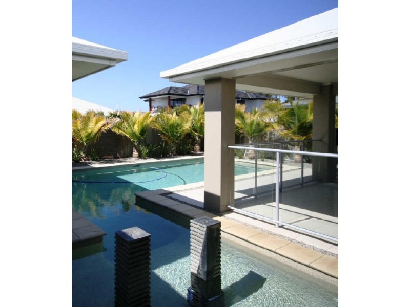 8 Inverness Place, Peregian Springs QLD 4573