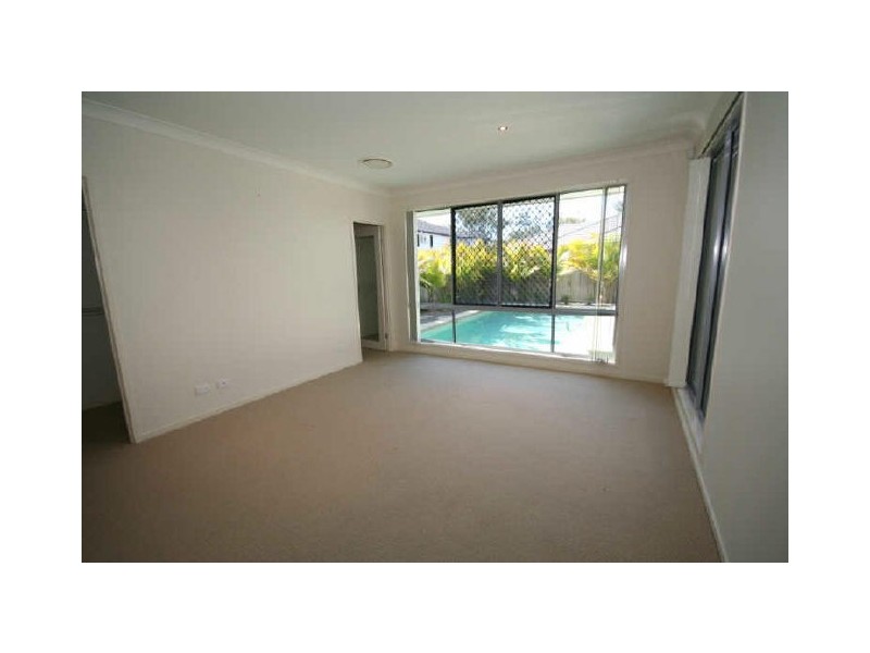 8 Inverness Place, Peregian Springs QLD 4573