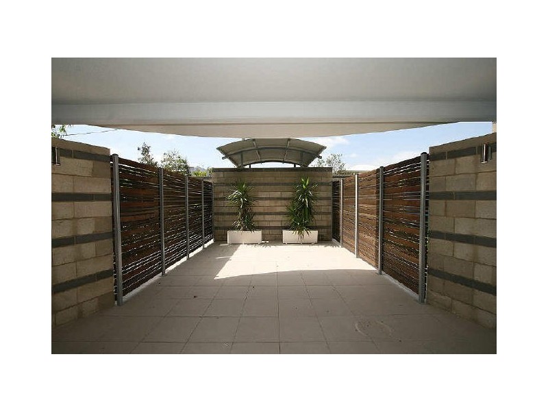 2/31-33 Lorikeet Drive, Peregian Beach QLD 4573