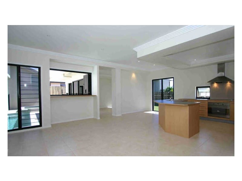 10 Fairway Parade, Peregian Springs QLD 4573