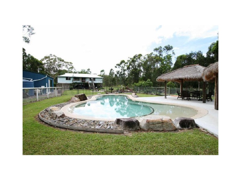 25 Paradise Drive, Weyba Downs QLD 4562