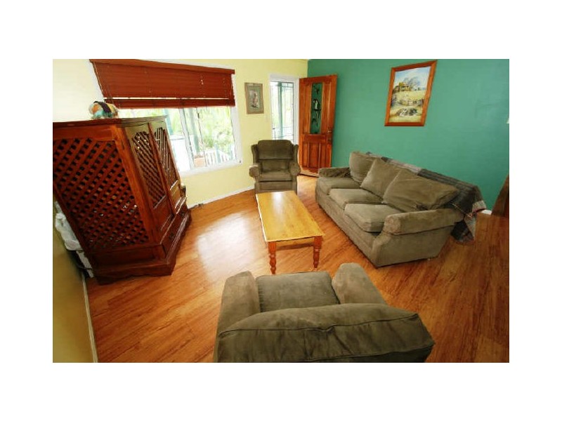 25 Paradise Drive, Weyba Downs QLD 4562