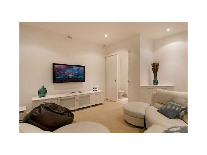 327 David Low Way, Peregian Beach QLD 4573