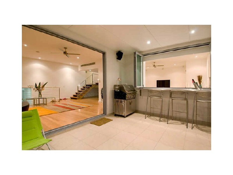 327 David Low Way, Peregian Beach QLD 4573