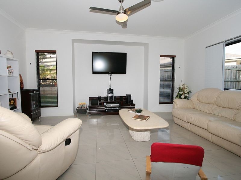 6 Spyglass Close, Peregian Springs QLD 4573