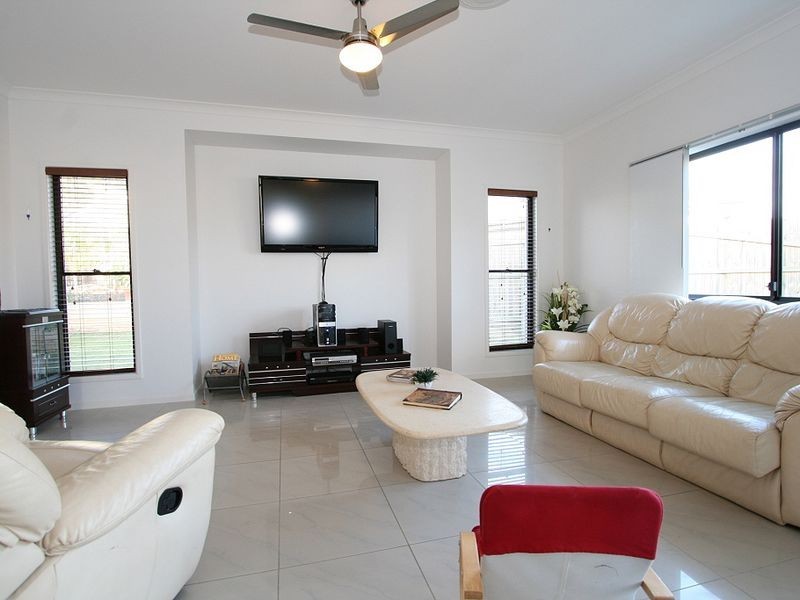 6 Spyglass Close, Peregian Springs QLD 4573