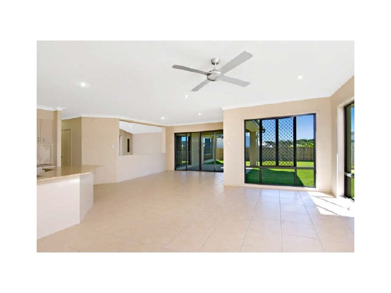 13 Waterville Way, Peregian Springs QLD 4573