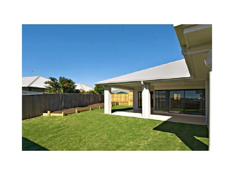 13 Waterville Way, Peregian Springs QLD 4573