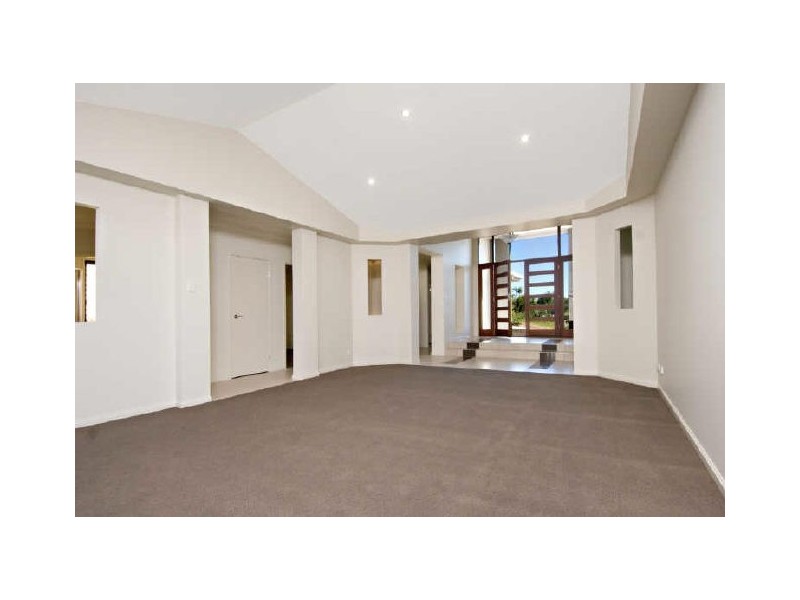 15 Waterville Way, Peregian Springs QLD 4573
