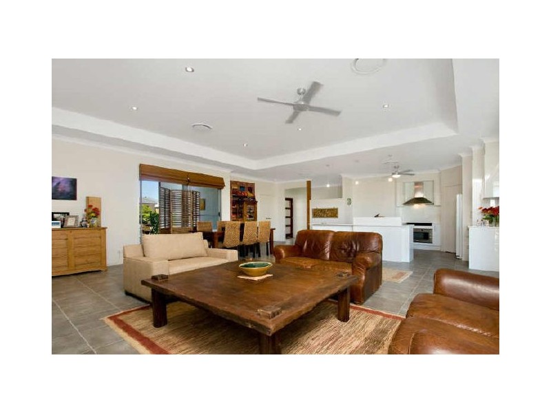 138 The Avenue, Peregian Springs QLD 4573