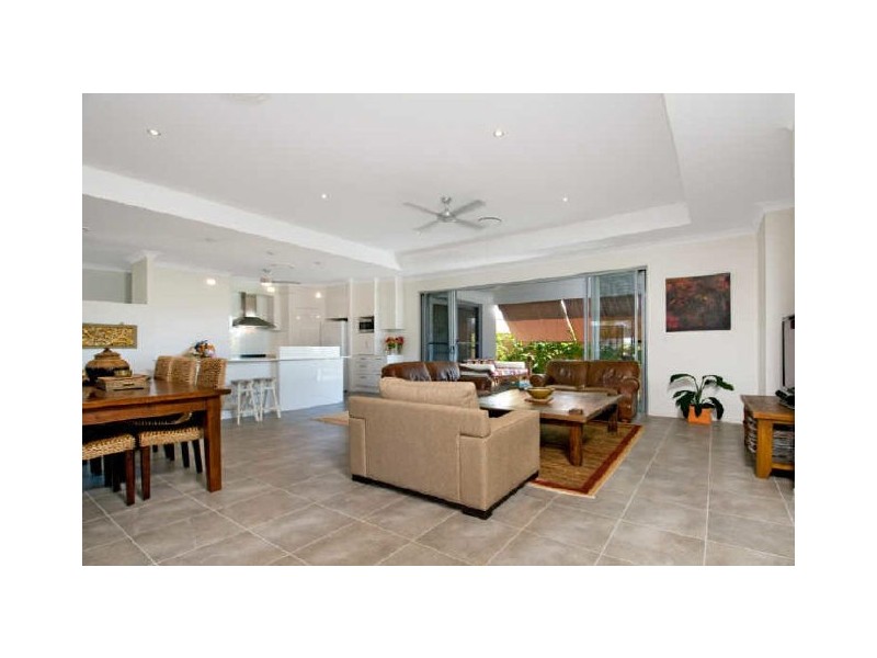 138 The Avenue, Peregian Springs QLD 4573