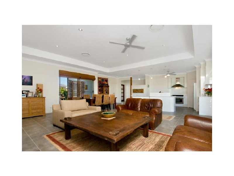 138 The Avenue, Peregian Springs QLD 4573