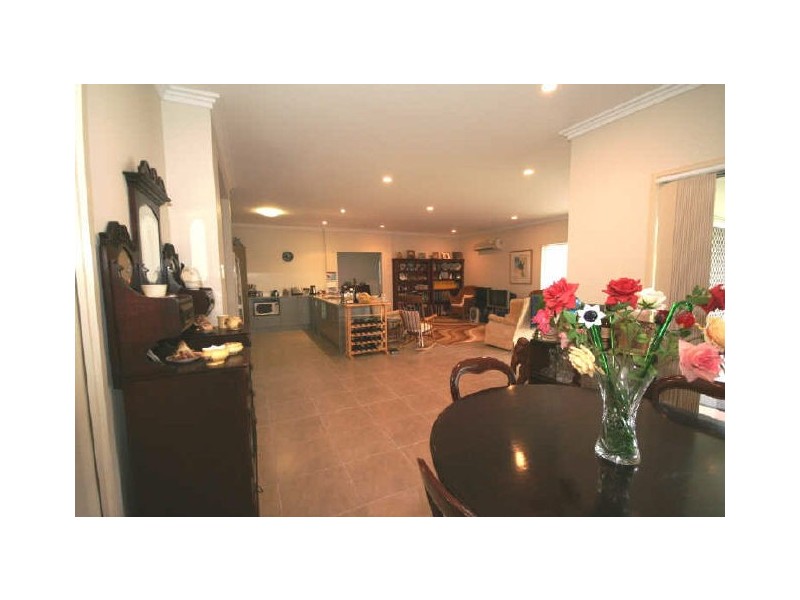 20 Dornoch Way, Peregian Springs QLD 4573