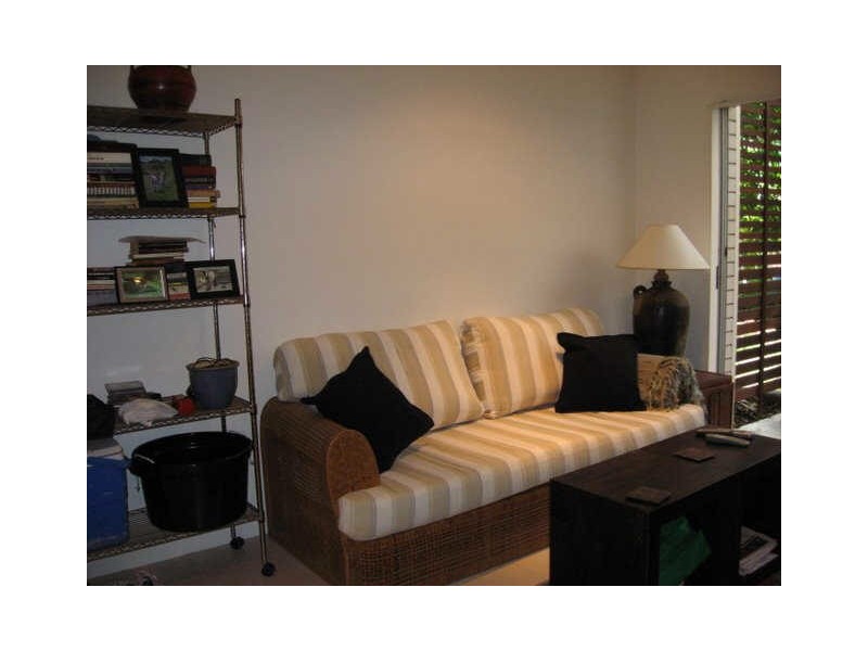 3/2 Peregian Esplanade, Peregian Beach QLD 4573