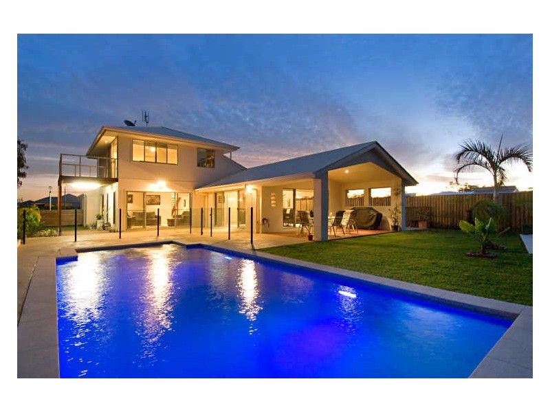 21 Longcove Place, Peregian Springs QLD 4573