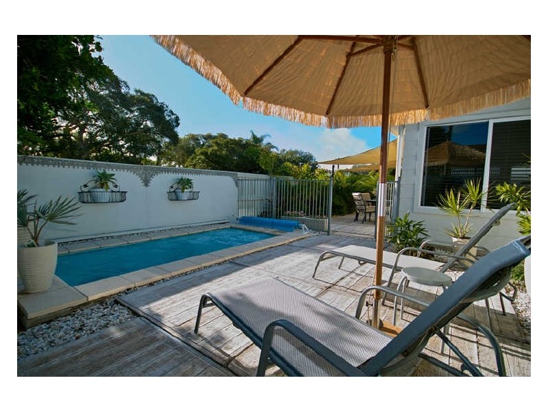 12 Landrail Street, Peregian Beach QLD 4573