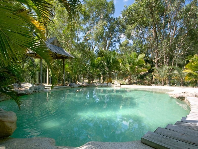 15 Paradise Drive, Weyba Downs QLD 4562