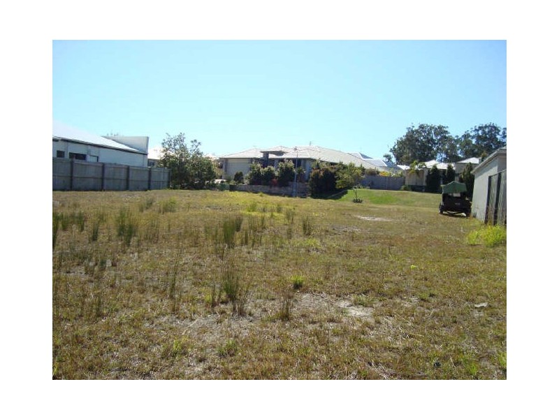 17 Riviera Crescent, Peregian Springs QLD 4573