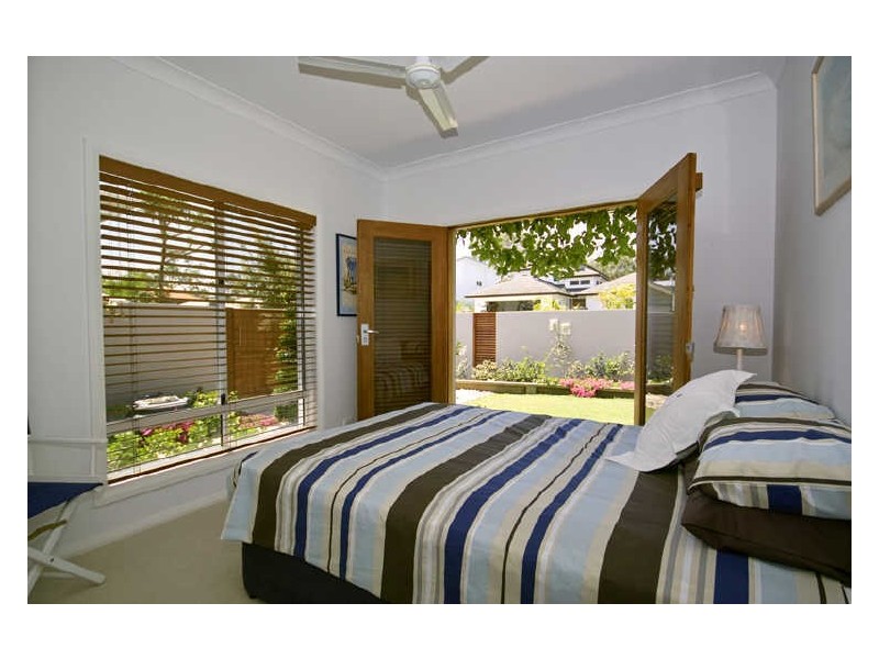 37 Lakeside Drive, Peregian Springs QLD 4573