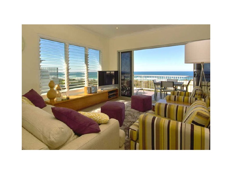 4/18 Peregian Esplanade, Peregian Beach QLD 4573